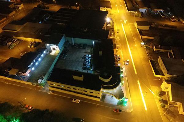 Buriti Hotel Jataí Esterno foto